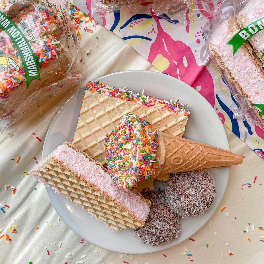 Bonza – Neapolitan Wafers 160g (24 x 4pk)